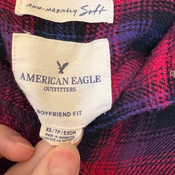 American Eagle Pink Black Boyfriend Fit Plaid Flannel Button Front Shirt XS - Picture 3 of 6